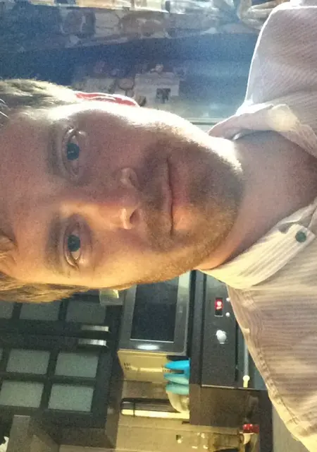 Я Дмитрий, 39, из Сарова, ищу знакомства на одну ночь