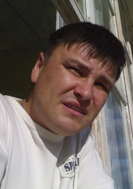 Руслан из Мегиона, мне 46, познакомлюсь на одну ночь