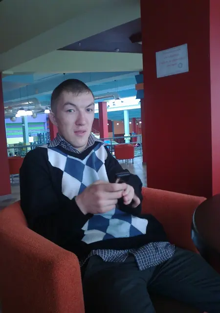 Артур из Чебоксар, мне 34, познакомлюсь на одну ночь