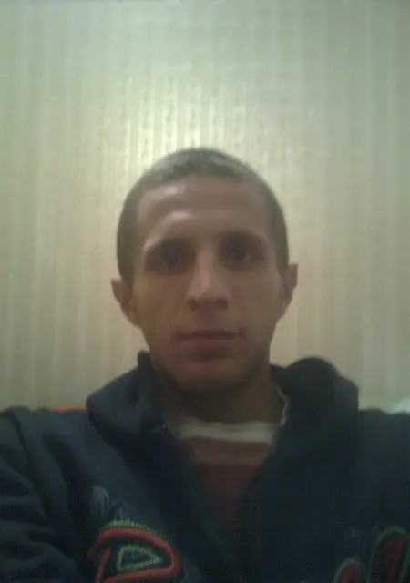 Kirill из Кирова, мне 33, познакомлюсь без обязательств