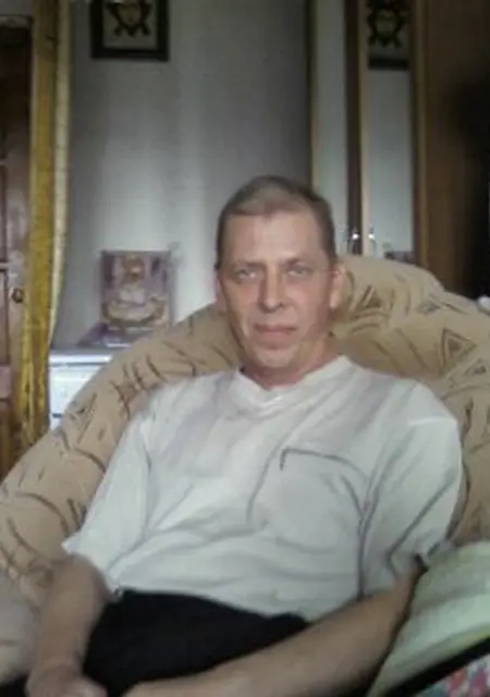 Я Эдуард, 60, знакомлюсь для вирта в Калининграде