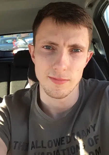 Я Родион, 33, знакомлюсь для постоянных отношений в Ессентуках