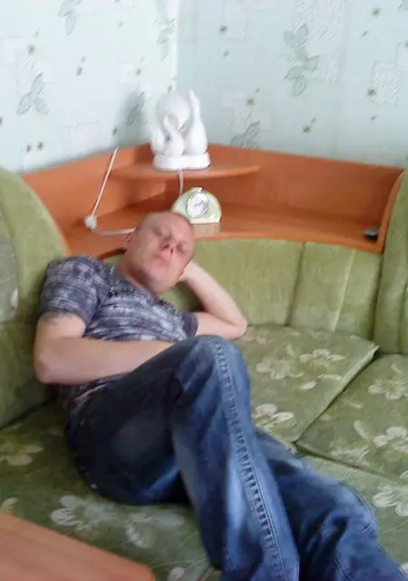 Evgenii из Большого Камня, ищу на сайте знакомства на одну ночь