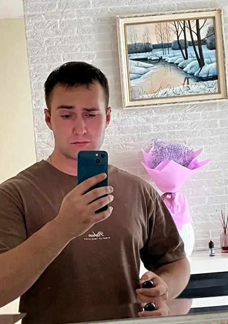 Глеб из Донецка, мне 21, познакомлюсь для общения