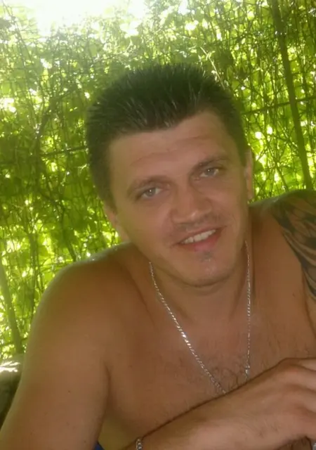 Евгений из Лисок, мне 43, познакомлюсь для постоянных отношений