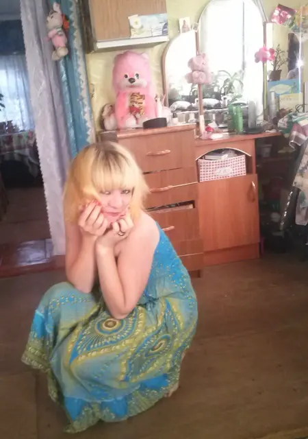 Я Вероника, 30, из Ульяновска, ищу знакомства без обязательств