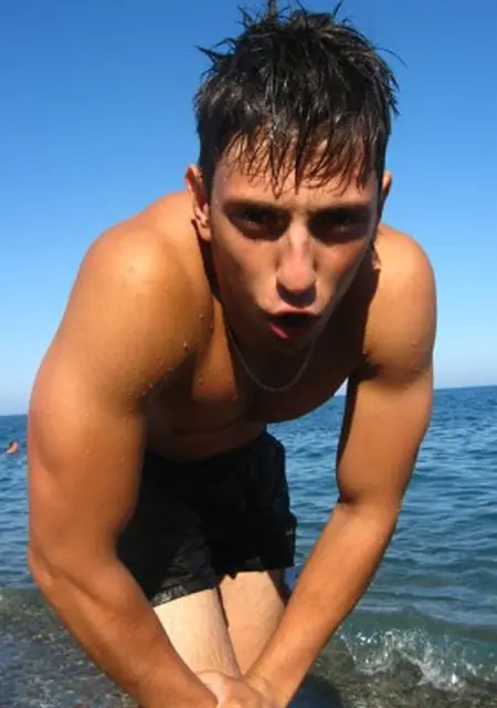 Я Даня, 42, из Уфы, ищу знакомство для общения