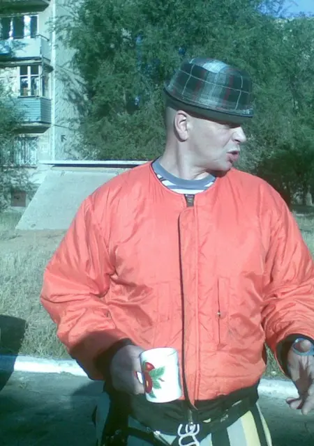 Bolden из Новотроицка, ищу на сайте знакомства на одну ночь