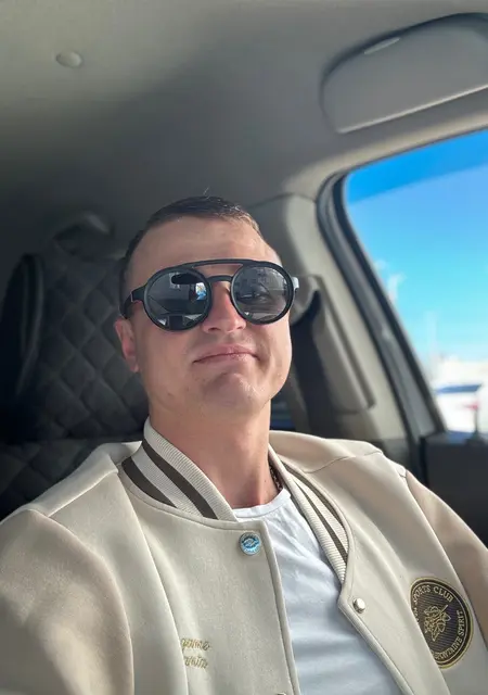 Валентин из Ставрополя, ищу на сайте знакомства без обязательств