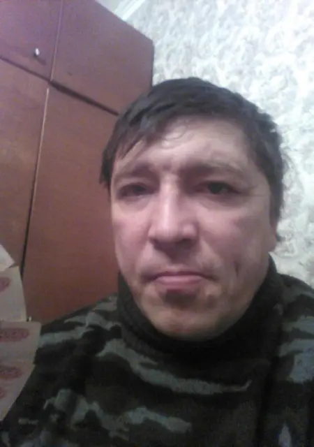 Петя из Якутска, мне 46, познакомлюсь на одну ночь