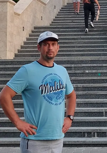 Я Roma, 42, из Твери, ищу знакомства на одну ночь