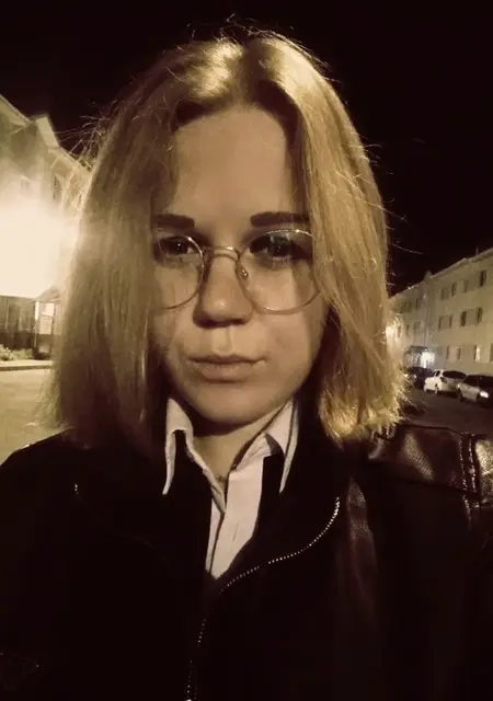 Алёна из Вологды, ищу на сайте постоянные отношения