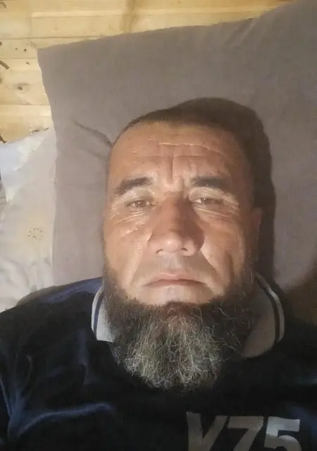 Я Мусобек, 50, знакомлюсь на одну ночь в Новомосковске