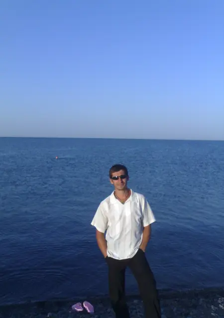 Я Vitalik, 44, из Пятигорска, ищу знакомство для постоянных отношений