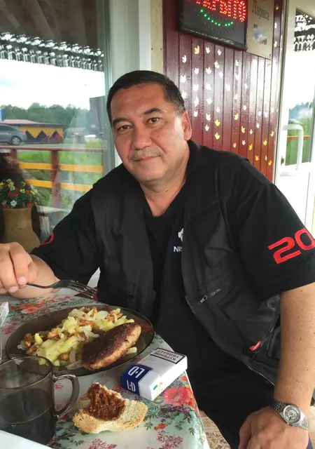 Эрик из Домодедова, ищу на сайте знакомства на одну ночь