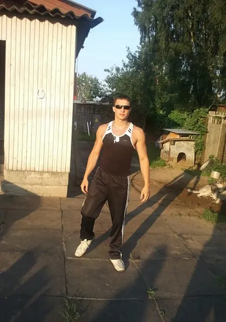 Майкл из Житомира, ищу на сайте знакомства на одну ночь