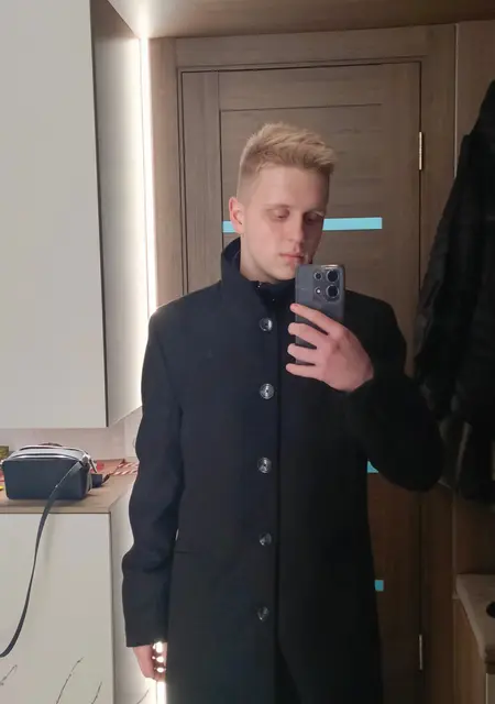 Михаил из Самары, мне 18, познакомлюсь на одну ночь