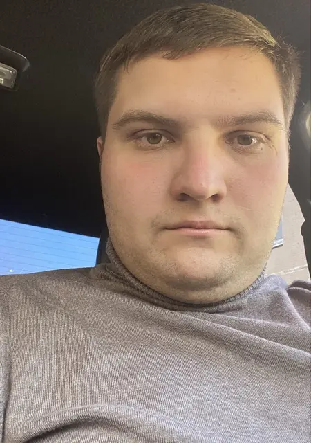 Я Веня, 30, знакомлюсь без обязательств в Уфе