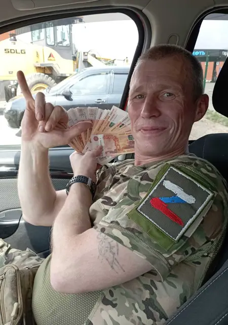 Кирилл из Саяногорска, мне 41, познакомлюсь для приятного времяпровождения