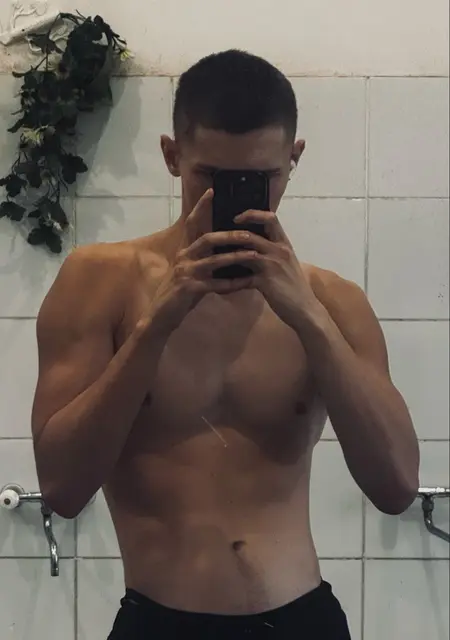 Степан из Ярославля, мне 21, познакомлюсь на одну ночь