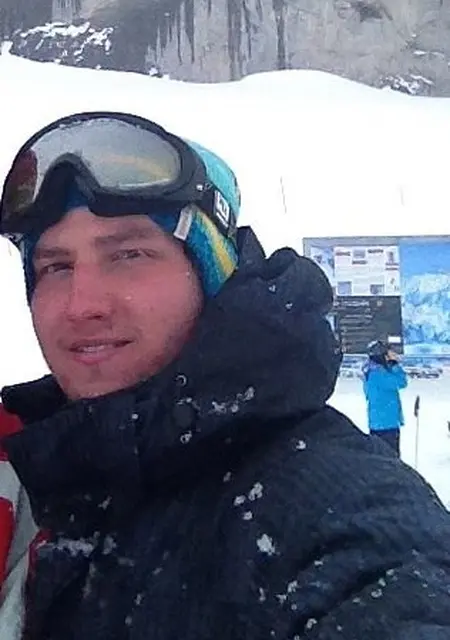 Володя из Пушкина, ищу на сайте приятное времяпровождение