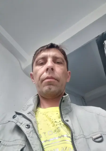 Я Родион, 44, знакомлюсь без обязательств в Каменске-Уральском