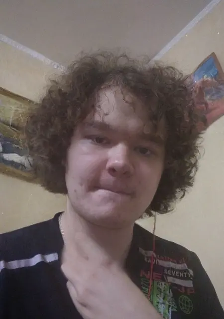 Я Дмитрий, 24, знакомлюсь на одну ночь в Гусь-Хрустальном