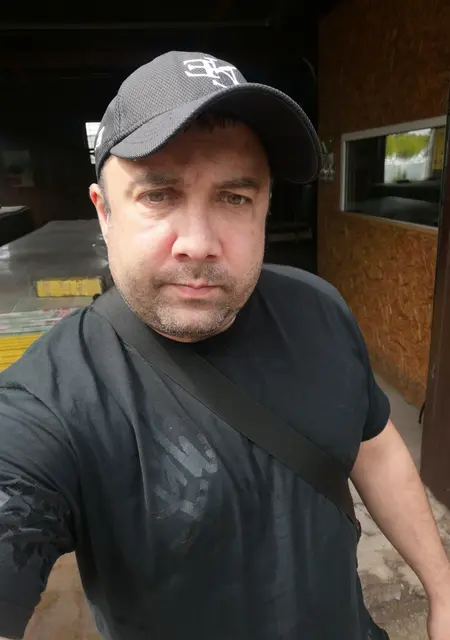 Сергей из Таганрога, ищу на сайте приятное времяпровождение