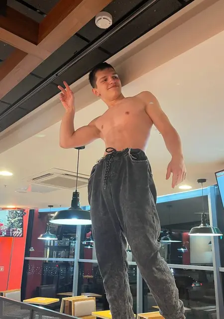 Я Герман, 19, знакомлюсь без обязательств в Арзамасе