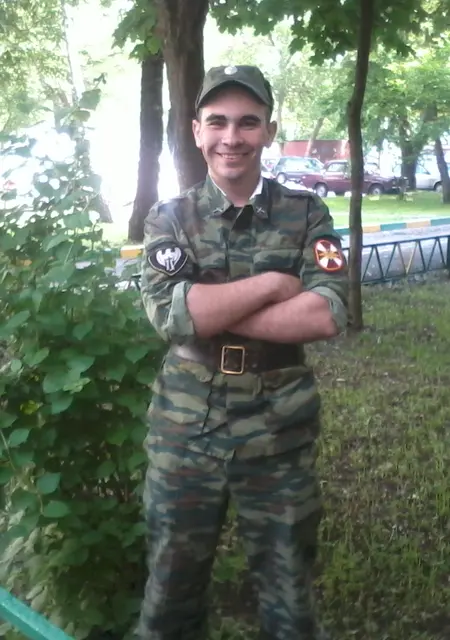 Александр из Сызрани, ищу на сайте знакомства без обязательств