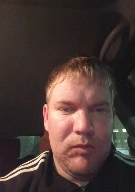 Андрей из Ангарска, ищу на сайте знакомства на одну ночь