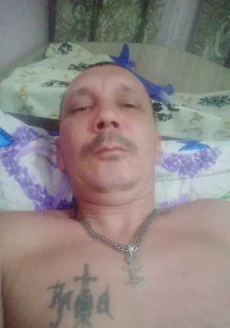 Я Андрей, 43, знакомлюсь без обязательств в Ульяновске