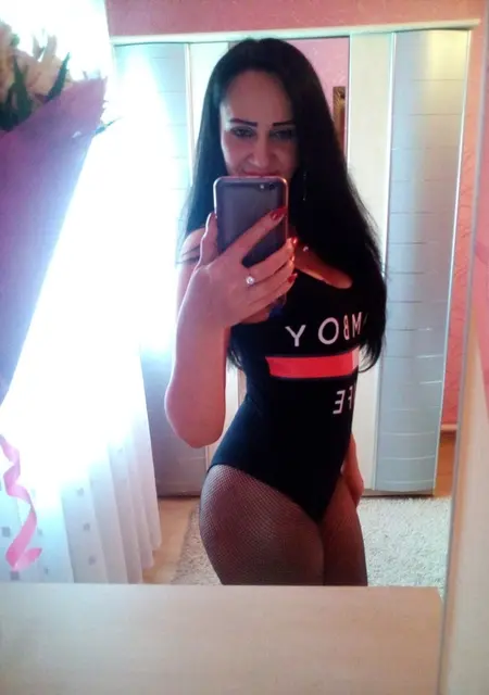 Вероника из Тюмени, ищу на сайте общение