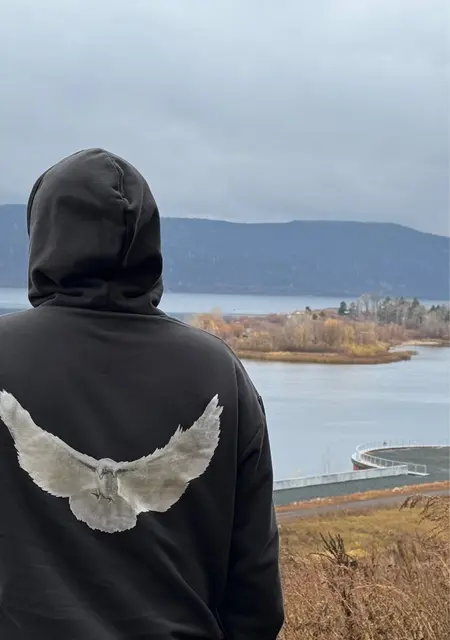 Я Qwerty, 18, знакомлюсь для открытые отношения в Самаре