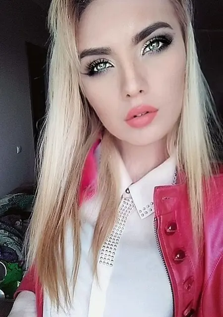 Аделина из Курска, ищу на сайте знакомства без обязательств