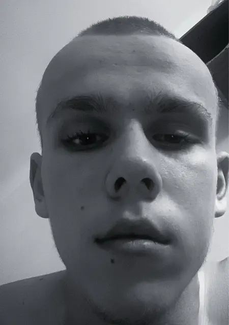 Илья из Красноярска, ищу на сайте знакомства без обязательств