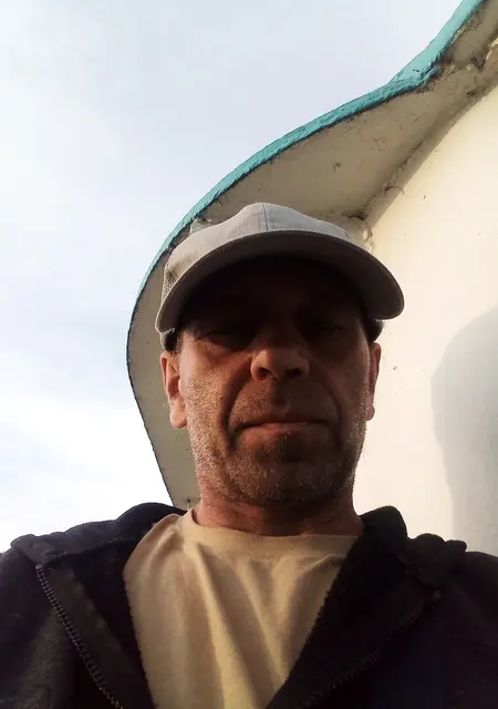 Влад из Казани, ищу на сайте знакомства без обязательств