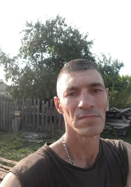 Владимир из Бийска, мне 46, познакомлюсь на одну ночь