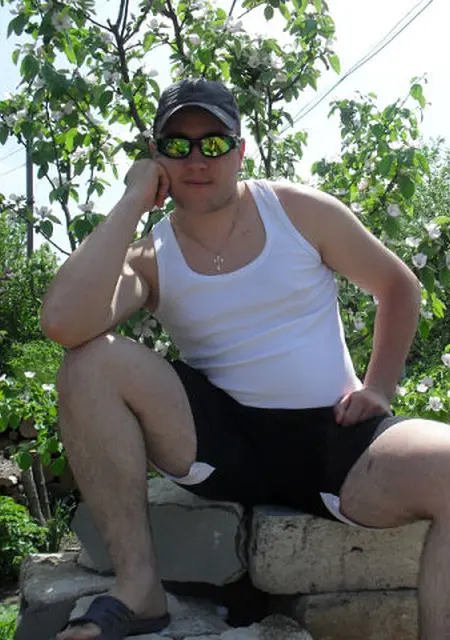 Aleks из Нового Уренгоя, мне 45, познакомлюсь для общения