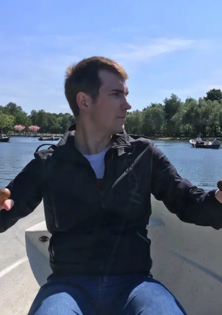 Я Родион, 30, из Тамбова, ищу знакомство для приятного времяпровождения