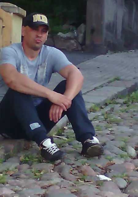 Я Казбек, 43, знакомлюсь без обязательств в Выборге