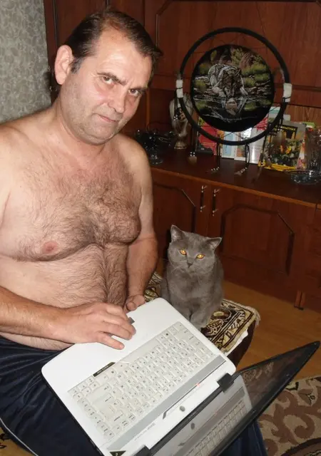 Alex из Саратова, ищу на сайте знакомства на одну ночь