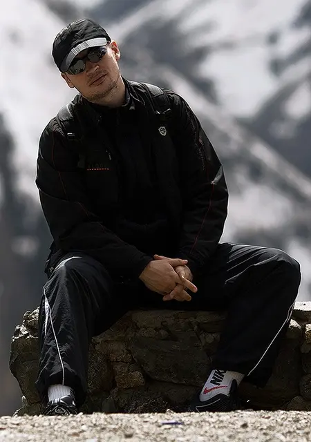 Robi из Санкт-Петербурга, ищу на сайте знакомства на одну ночь