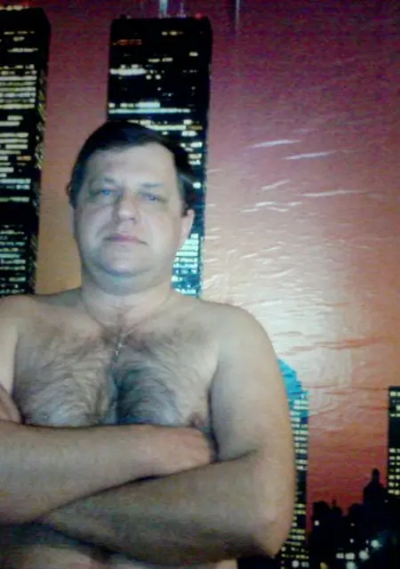 Александр из Комсомольска-на-Амуре, мне 54, познакомлюсь на одну ночь