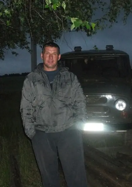 Эдуард из Чусового, мне 53, познакомлюсь на одну ночь