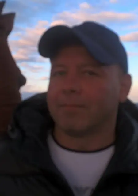 Сергей из Каменска-Уральского, мне 53, познакомлюсь без обязательств