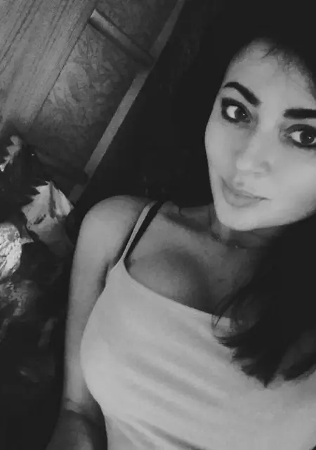 Олеся из Рязани, ищу на сайте приятное времяпровождение