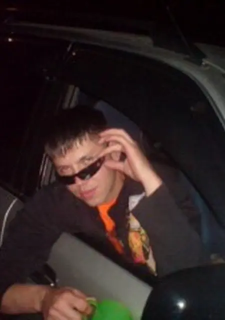 Я Xxx, 41, из Иркутска, ищу знакомства без обязательств