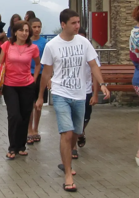 Я Роман, 46, знакомлюсь на одну ночь в Новочеркасске