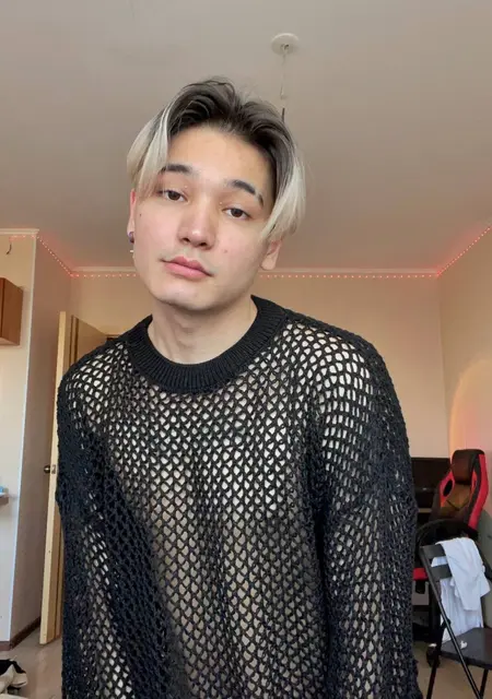 Я Даня, 22, из Мурино, ищу знакомство для совместных путешествий